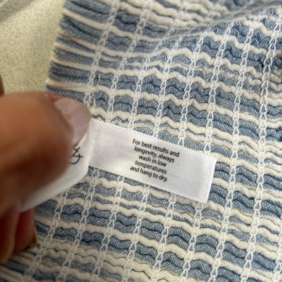 Lovely Summer Dress - Picture 7 of 8